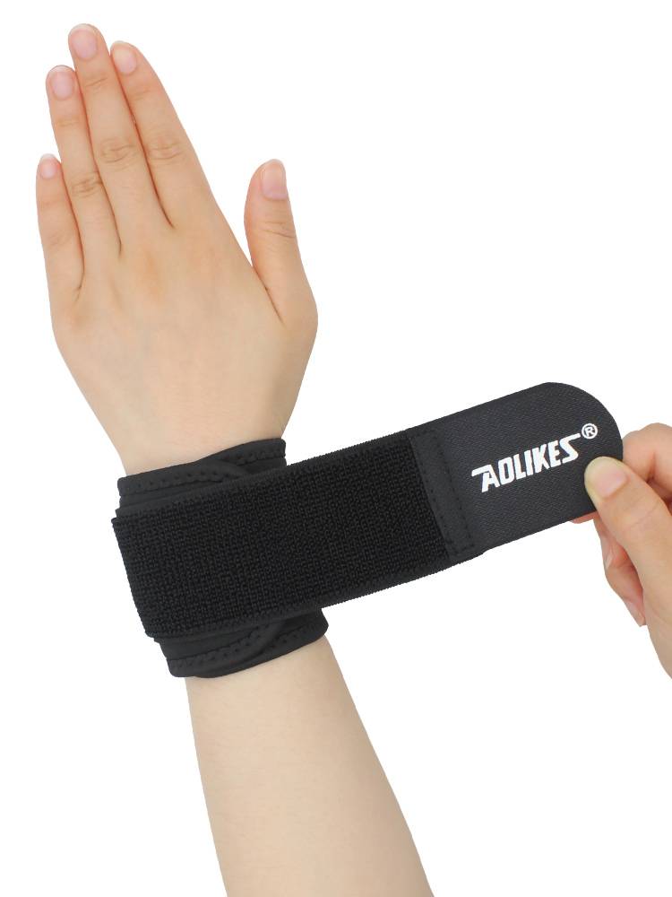 Sporting Wrestle Man Twisted Fixed Band-Aids Hand Wrist Basketball Badminton Volleyball Fly Girl Wrist
