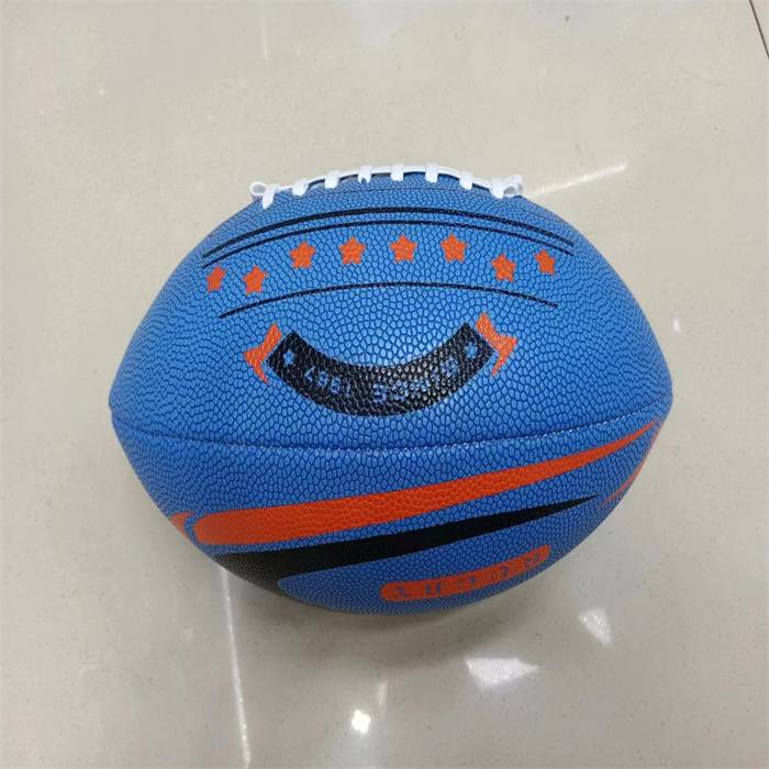 YOUNG PEOPLE'S TRAINING COMPETITIONS FOR SQUEEZING, WET-RESISTANT AND STABLE NINE-YEAR-OLD FOOTBALL PU MATERIAL SEWS