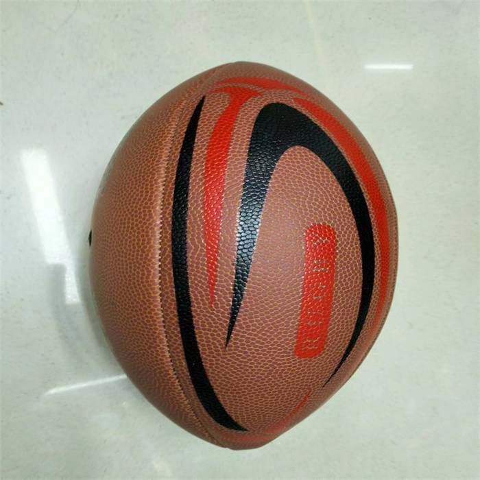 YOUNG PEOPLE'S TRAINING COMPETITIONS FOR SQUEEZING, WET-RESISTANT AND STABLE NINE-YEAR-OLD FOOTBALL PU MATERIAL SEWS