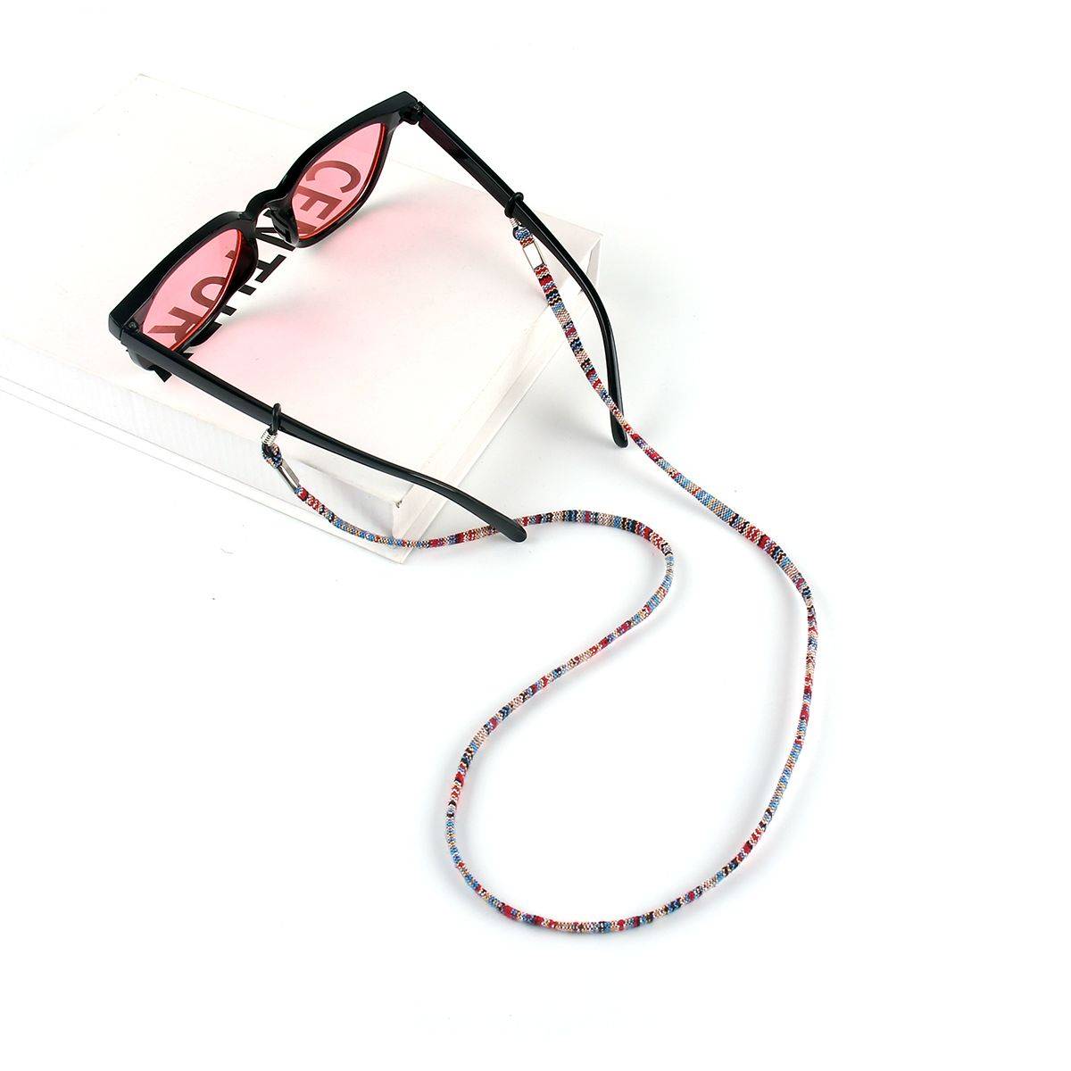 Love is the same glasses chain of Liang Youan, ethnic wind glasses, rope glasses, Zhou Yutong, the same glasses chain