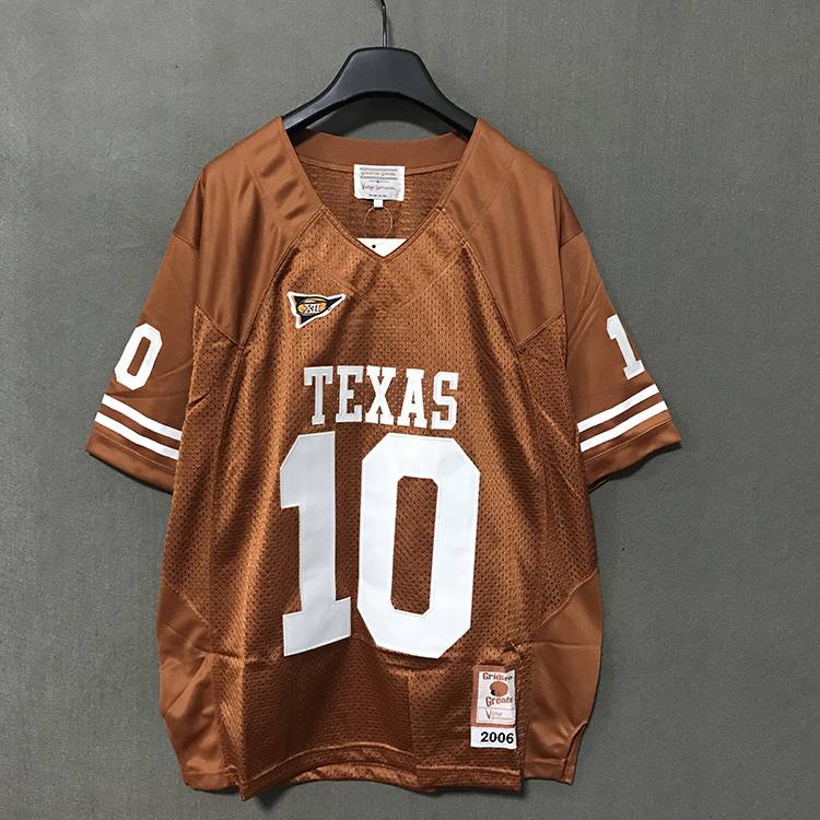 A long-term T-shirt for the hiphop Korean jersey