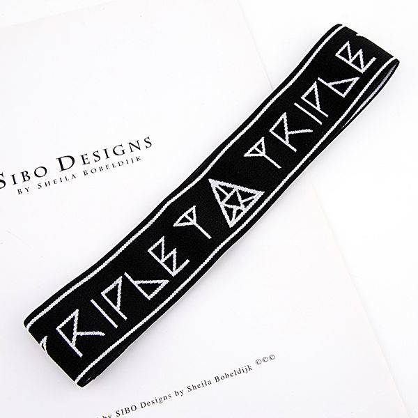 Black -bottomed white character personality symbol