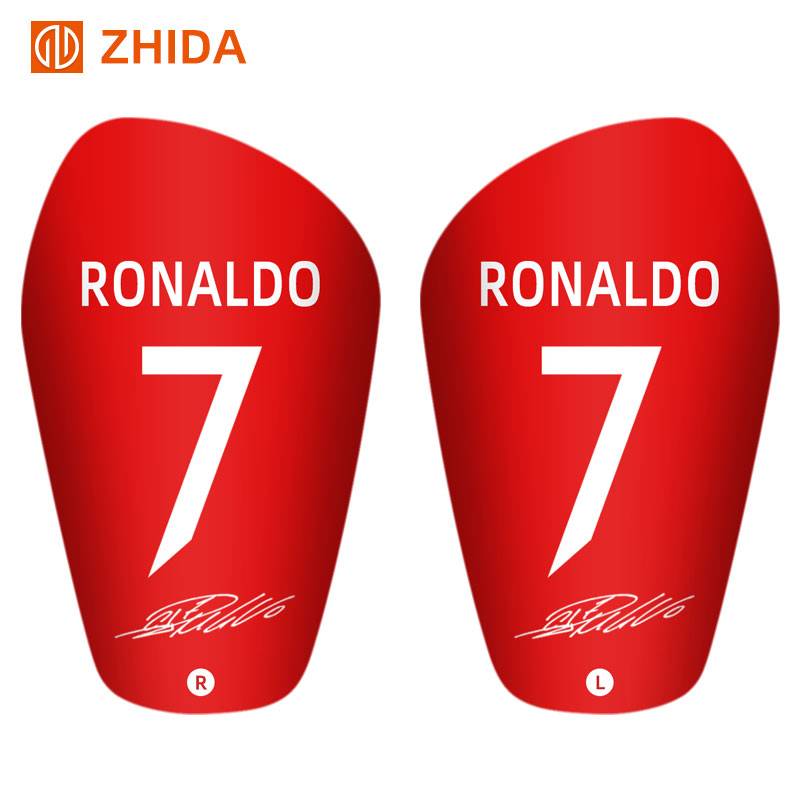Zhida professional football leg protection board adult children medium large baffle Cristiano Ronaldo super light thin small guard