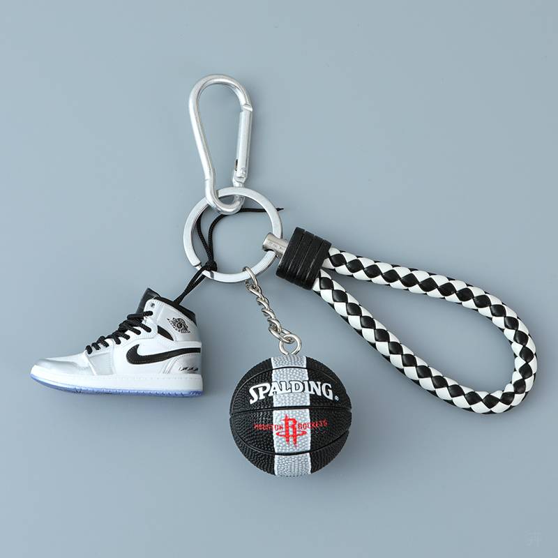Siberin-Rockets+Black and White Rope+White Shoes+Silver Covered