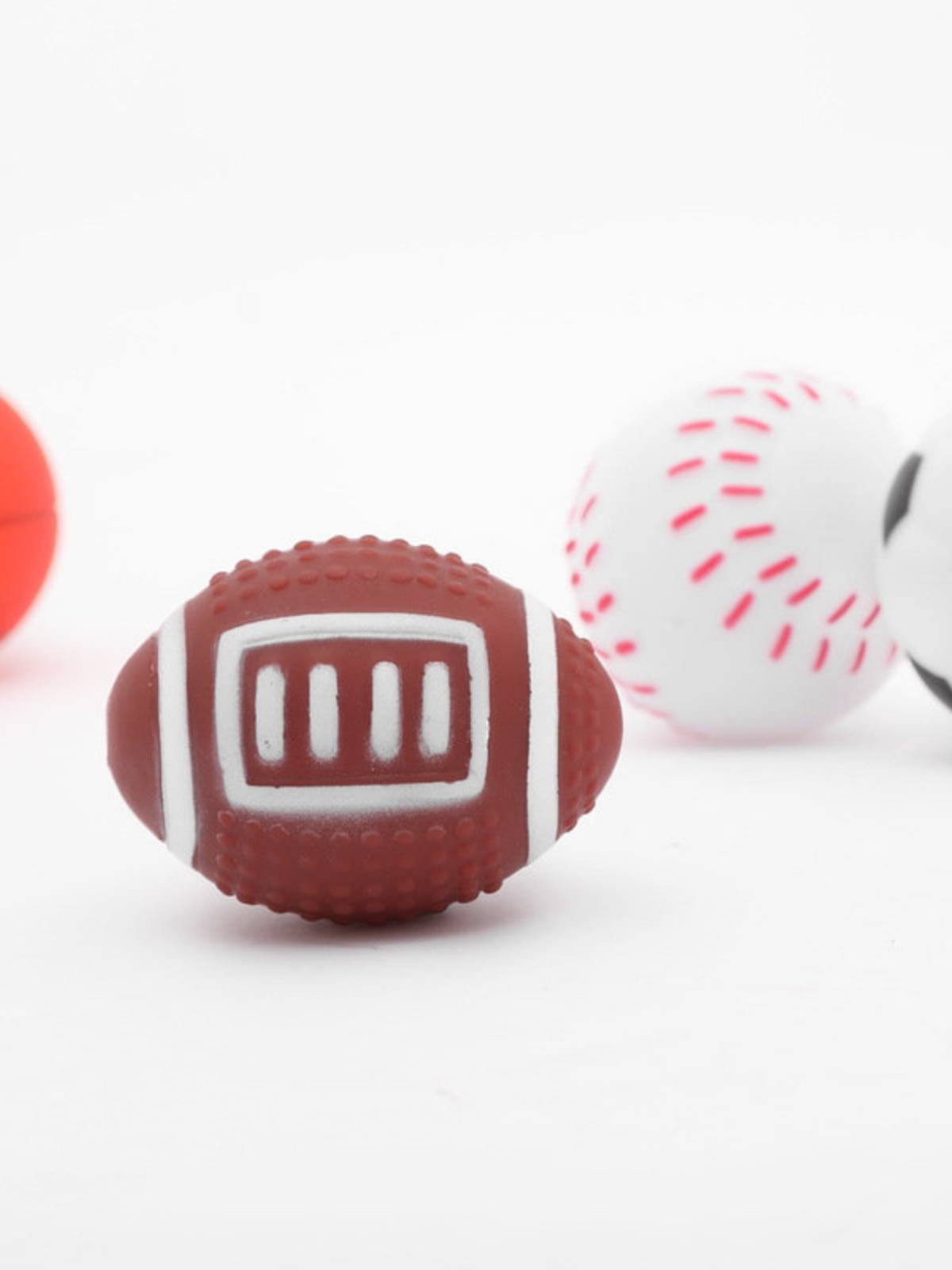 Pet toy basketball football rugby tennis latex, throwing, biting, sound solution stuffy dog toy