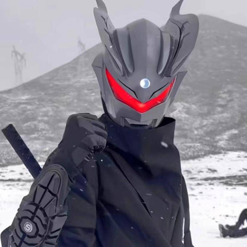the cero ottman helmet cos can wear a superman masked dart and a hood with glowing children