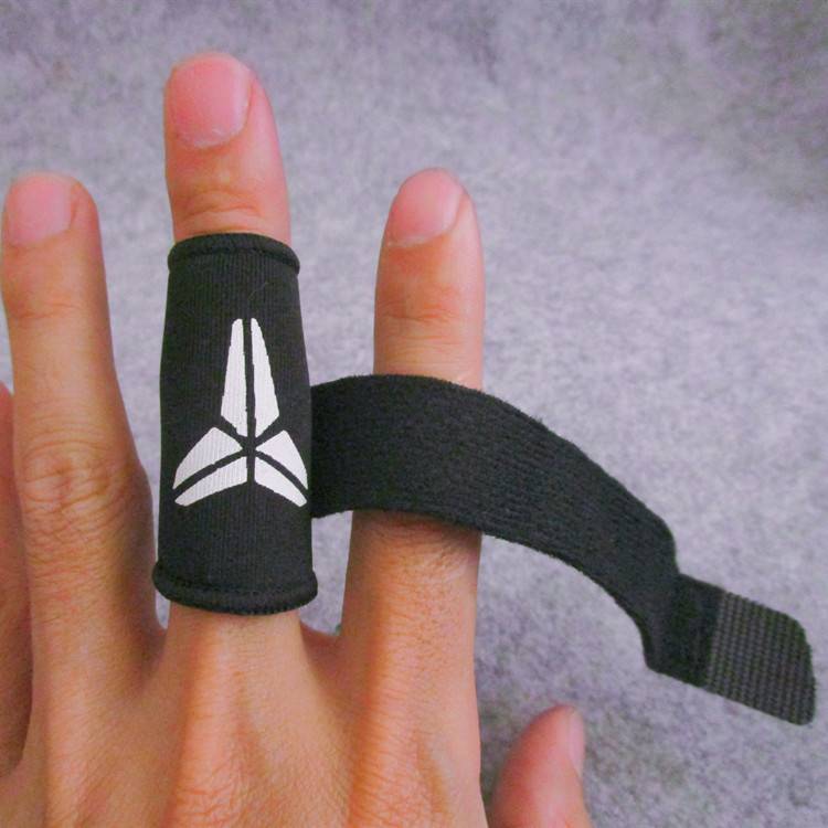 Basketball volleyball tie finger cover protective finger dislocation Cry Owen James disposable protective gear