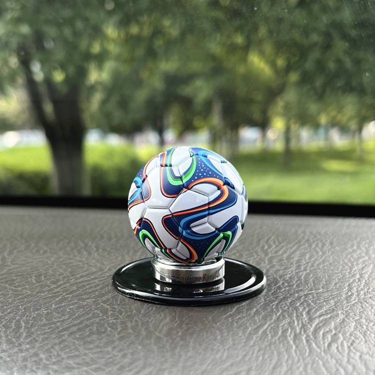 Small football ornament Samba model (C Ronaldo)