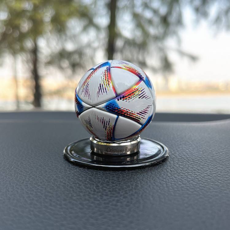 Small football ornament 2022 World Cup (C Ronaldo)