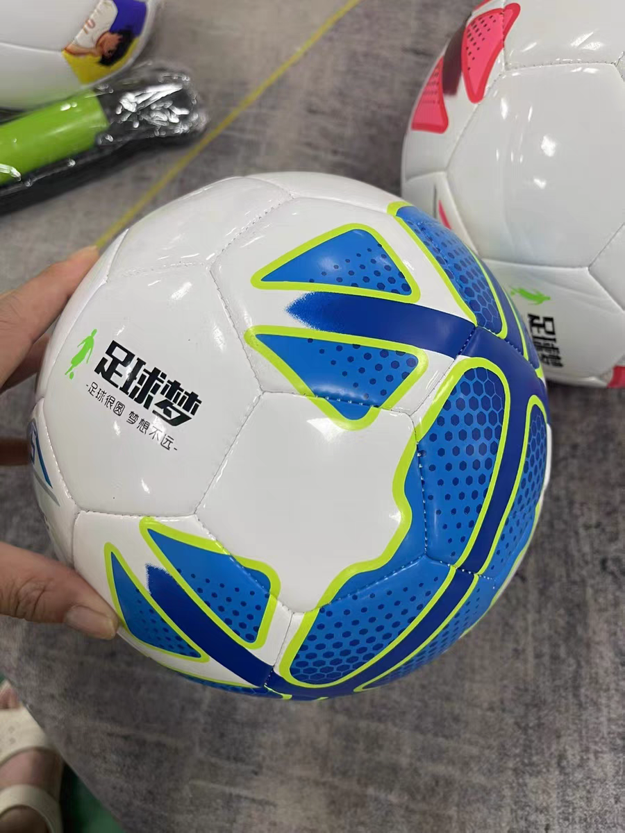 Chuan Q Family Football No. 5 football explosion -proof wear -resistant training competition multi -color optional