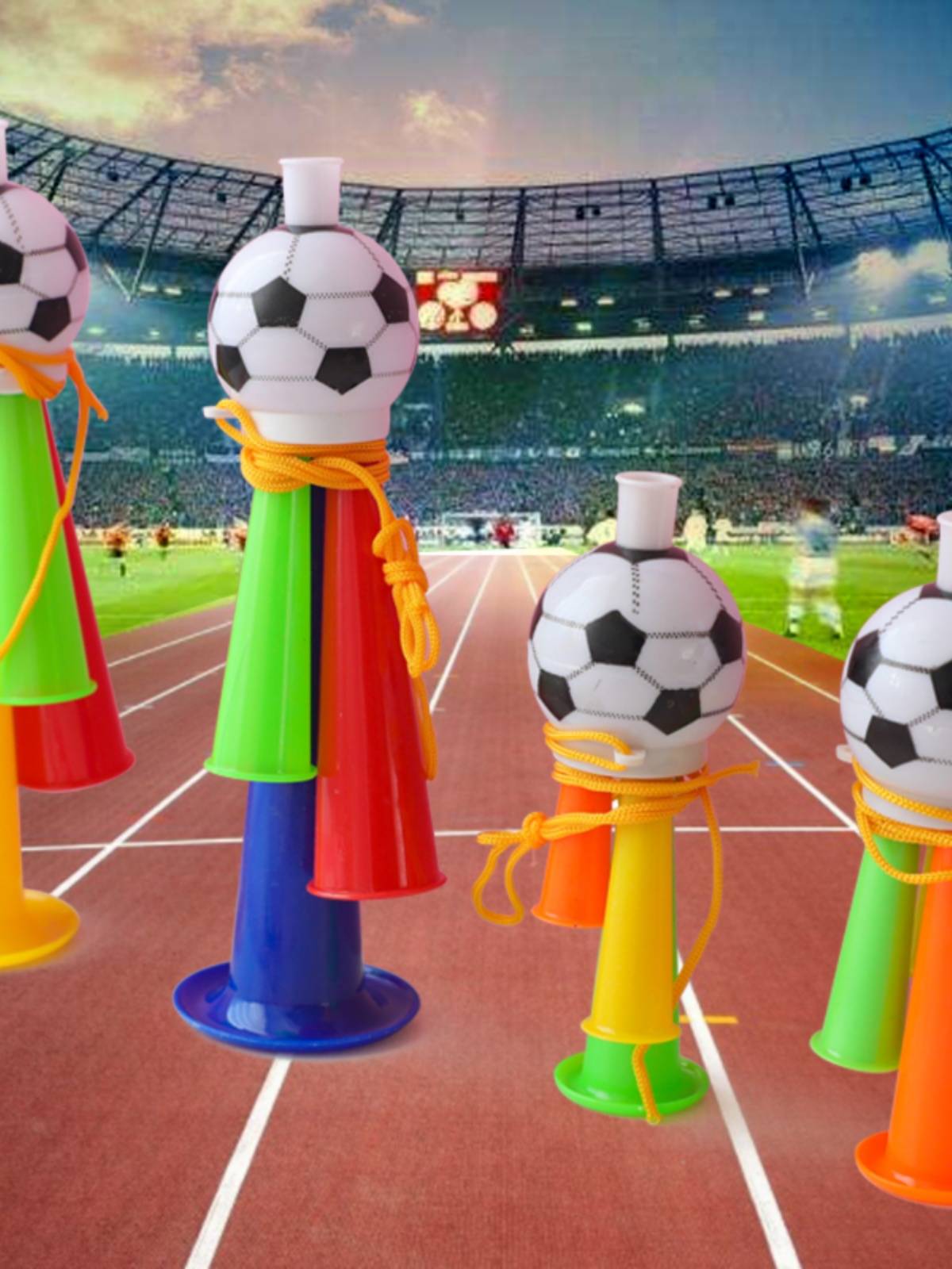 Small horn creative toy football speakers Children's Student Student School Games Come on Come Course Atmosphere Prop