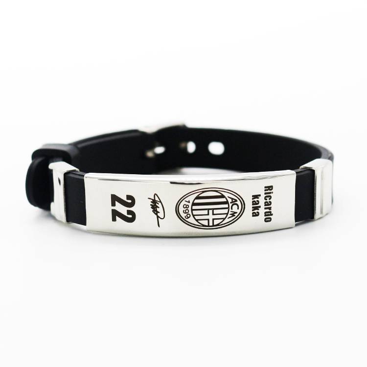 A GIFT OF CROCCA'S WRISTS ON THE FOOTBALL STAR MARBECKHAMMESHI