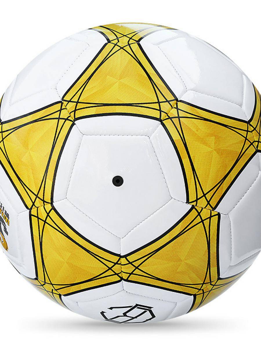 Soccer primary and secondary schoolboys and children's junior high and middle school kindergarten No. 4 and No. 5 adult youth training