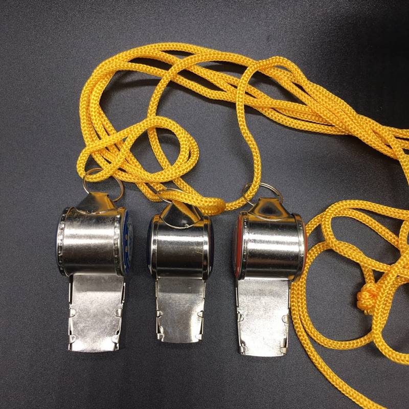 Soccer fan sports tycoon, Mabasayoven, Sennacher Silly Pulman Metal whistle