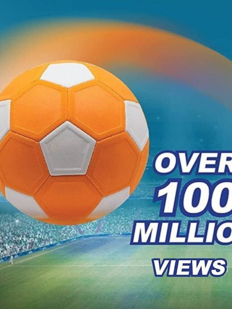 Round Moon Sword Arc Magic Football Return Spirit Ball Elevator Ball Falling Leaf Package Children's Football No. 4