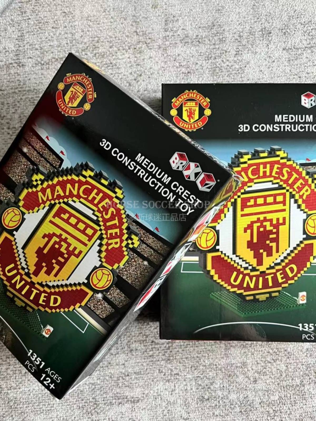 Manchester United team emblem model puzzle spot official genuine fans supplies commemorative surrounding collection 3D toy gifts