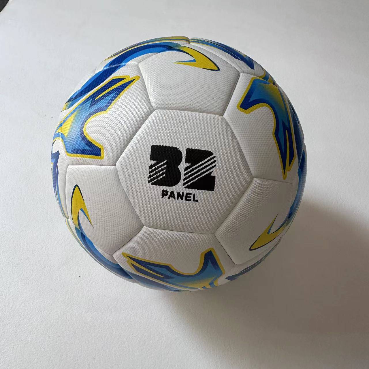 Seamless heat fit football test training for football PU