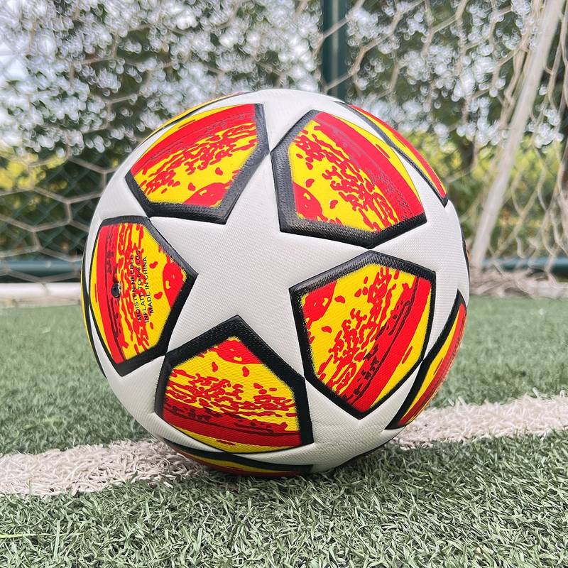SOCCER 5 WITH PU STICKER TRAINING FOR JUNIOR AND JUNIOR SENIORS ON THE WORLD CUP