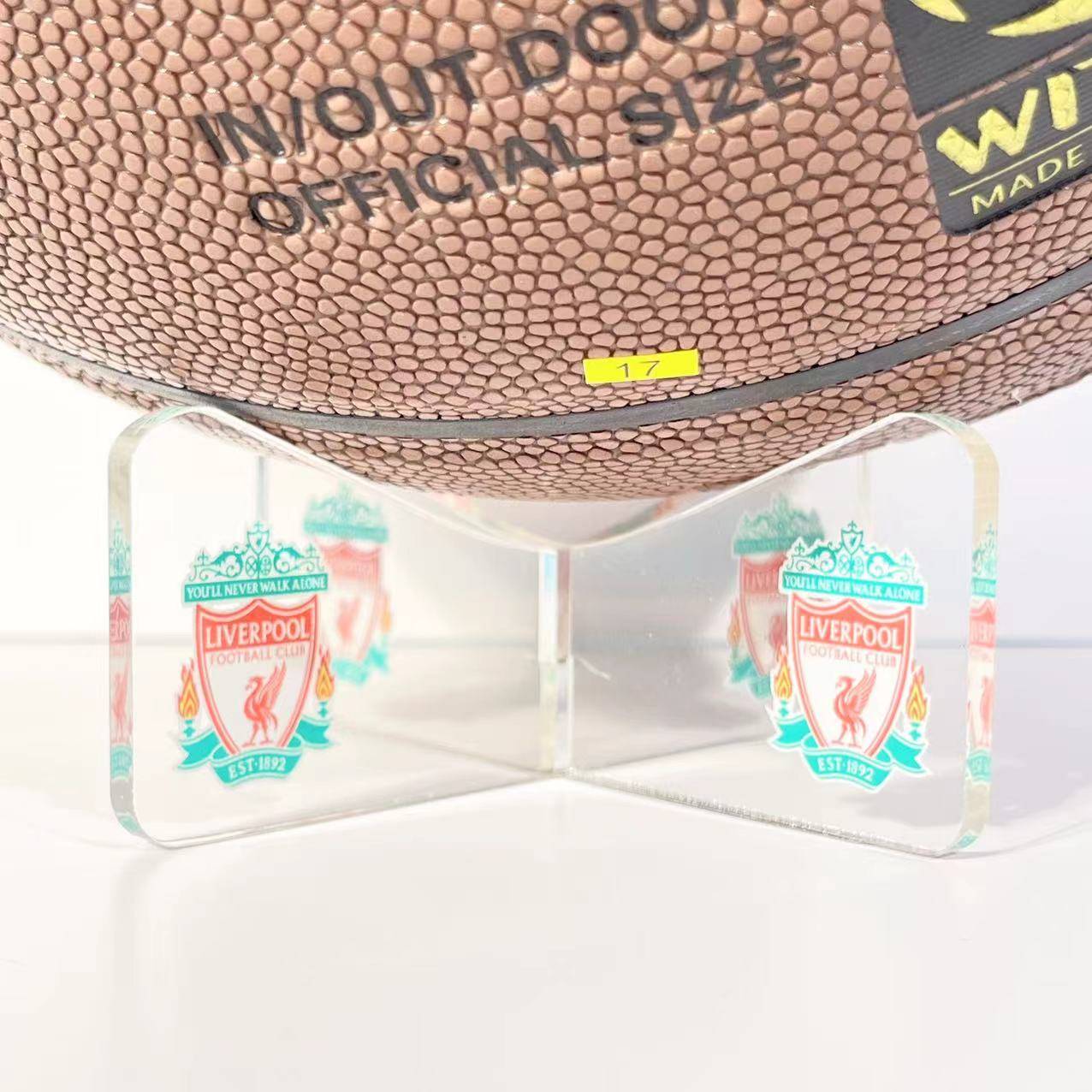 Real Mun Manchester City Chelsea Barcelona Basketball Basketball Football Display Desktop Favorite Memorial Steel Towers Decoration