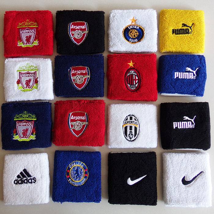 Wrist guard football socks car Loushi guard Chelsea leg guard panel Juventus plug -in arm protection team captain sleeve marker guard