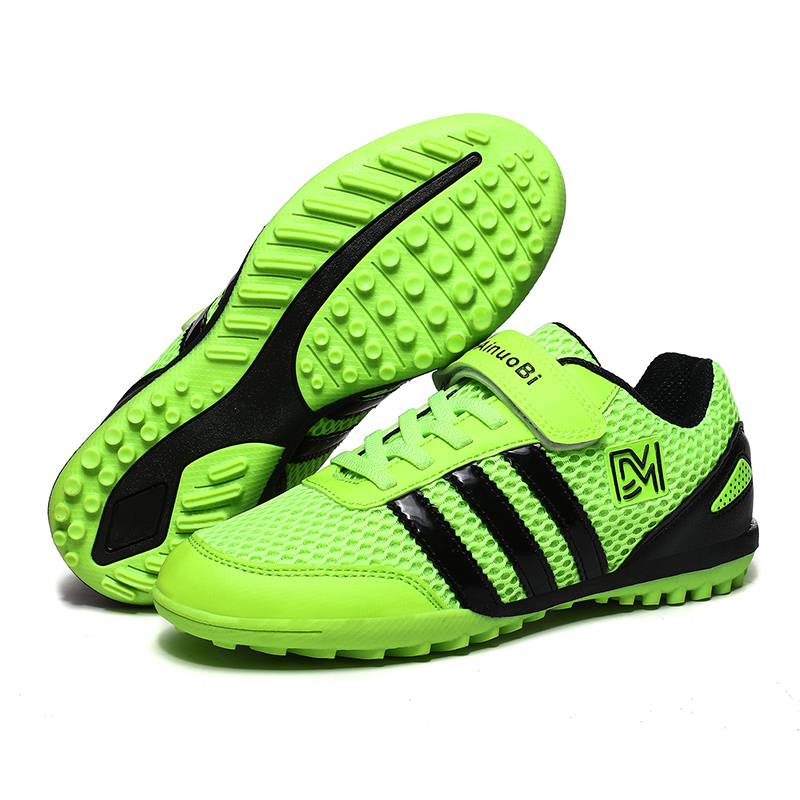 Genuine boys football shoes broken nails mesh surface breathable primary and secondary school children and children's training shoes non -slip leather surface short nail girl