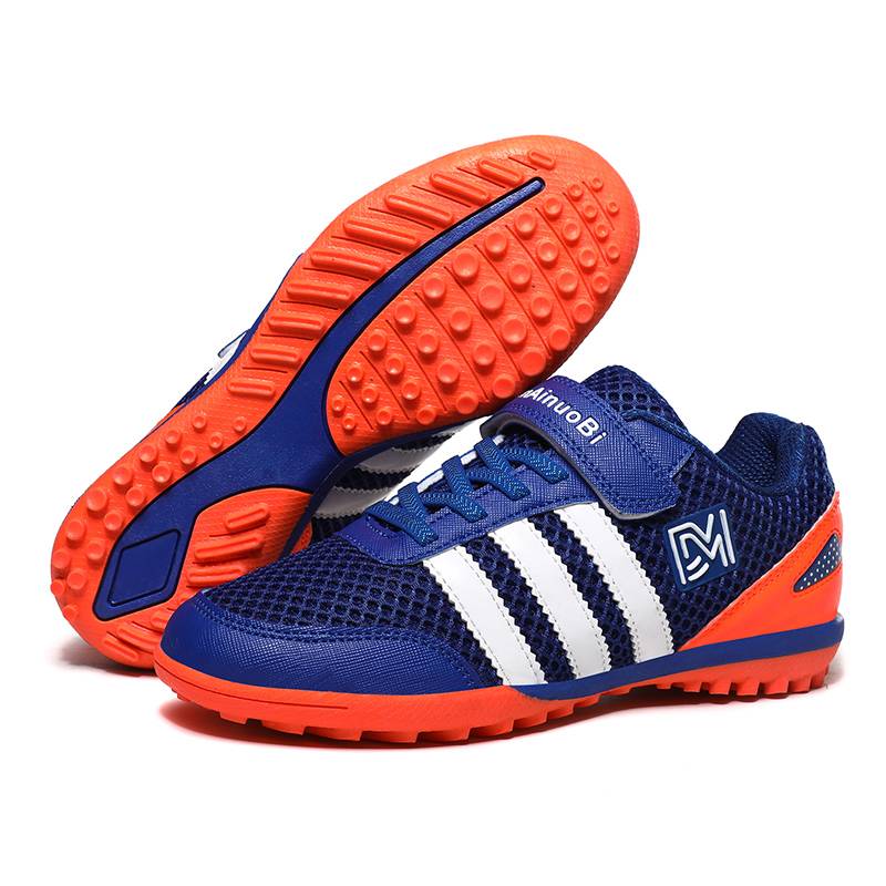 Genuine boys football shoes broken nails mesh surface breathable primary and secondary school children and children's training shoes non -slip leather surface short nail girl