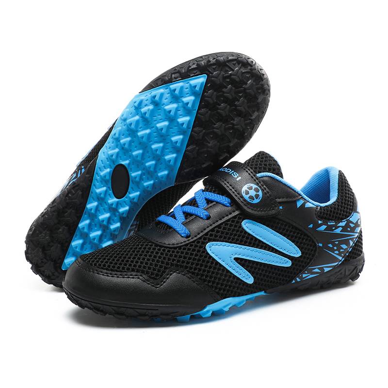 Genuine boys football shoes broken nails mesh surface breathable primary and secondary school children and children's training shoes non -slip leather surface short nail girl
