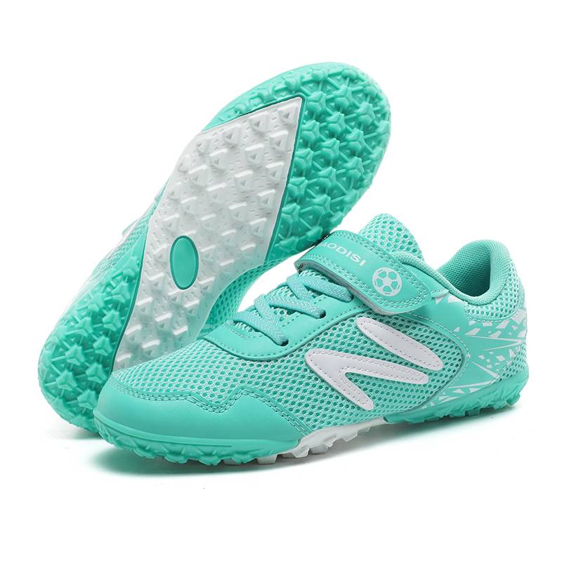 Genuine boys football shoes broken nails mesh surface breathable primary and secondary school children and children's training shoes non -slip leather surface short nail girl