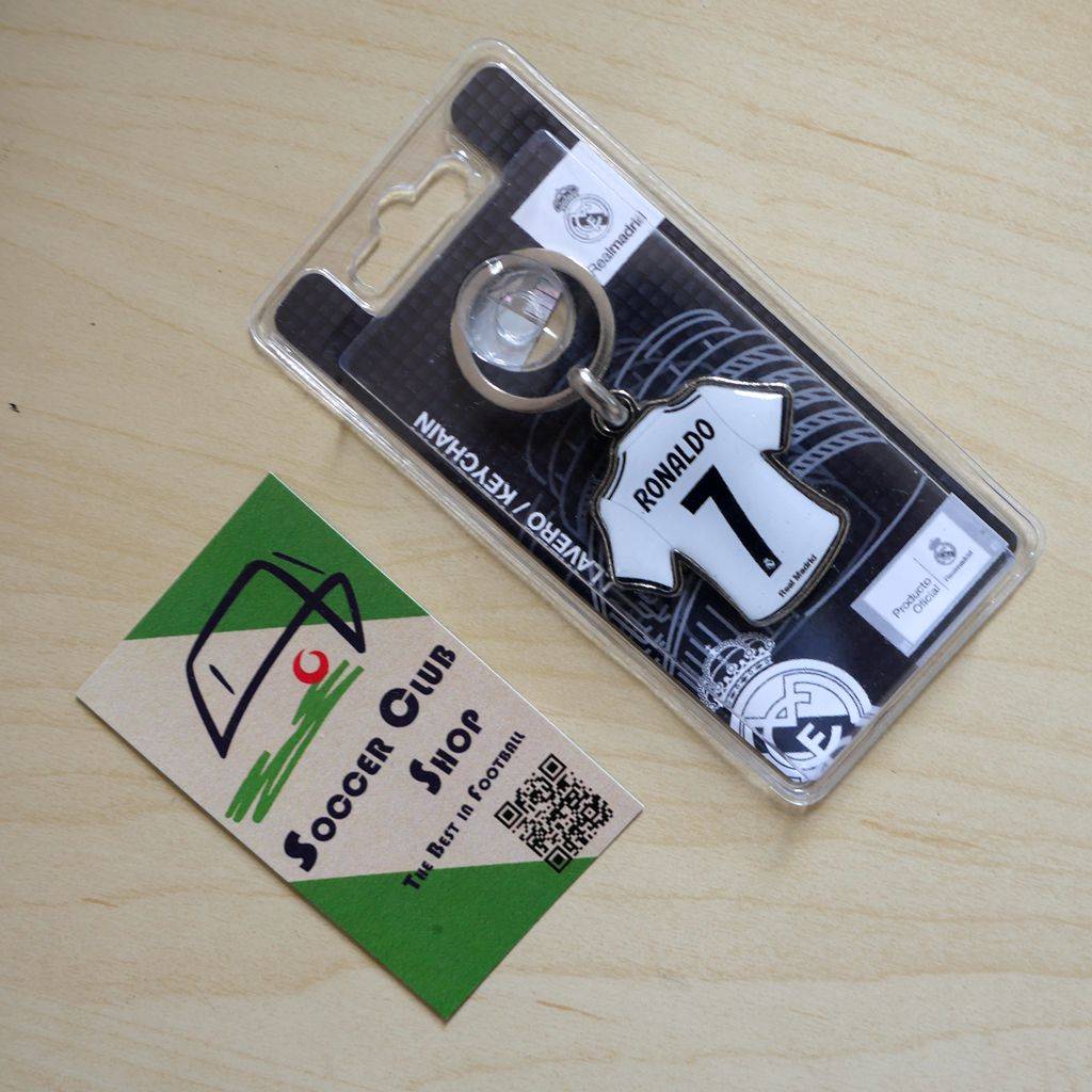Real Madrid Real Madrid official genuine fans products team badge Cristiano Ronaldo jersey keychain badge
