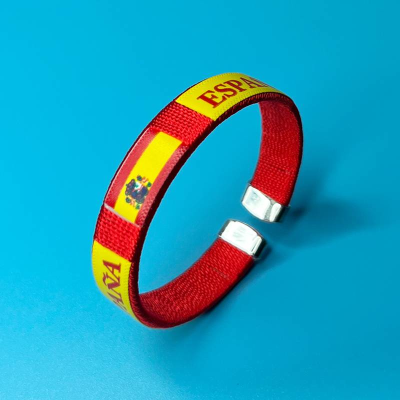 04 Bracelet (Spain)