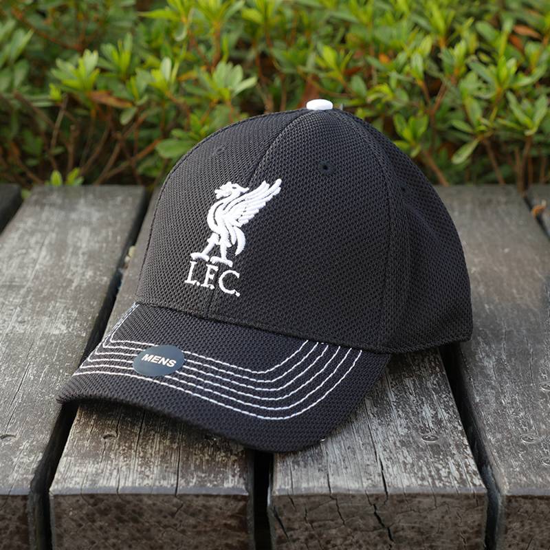 Liverpool official authentic football surrounding baseball hat Muck tongue hat