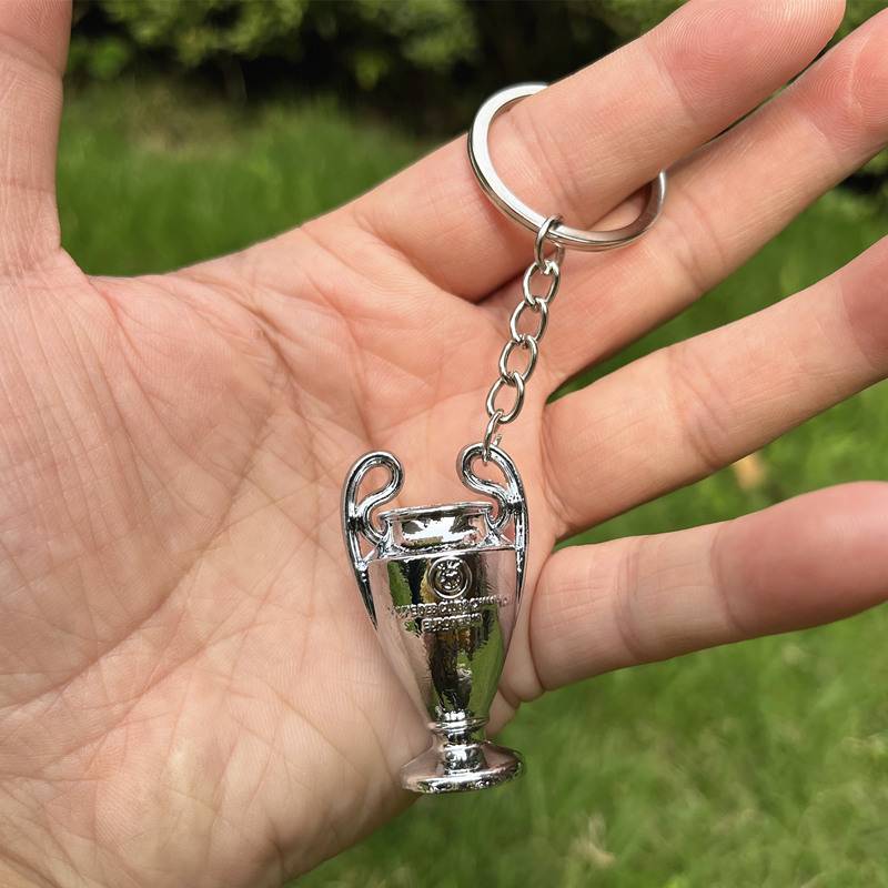 Champions League trophy keychain (metal solid)