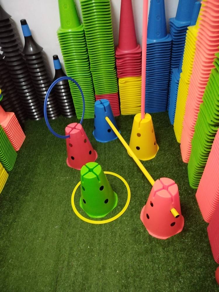 Kindergarten multifunctional logo tubing trainer training family children's football Vientiane cone barrel physical training obstacles