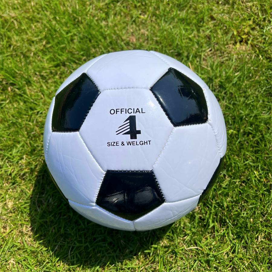 [Campus dedicated] Primary and secondary school student training competition No. 4 Black and white inflatable, explosion -proof PU football toys