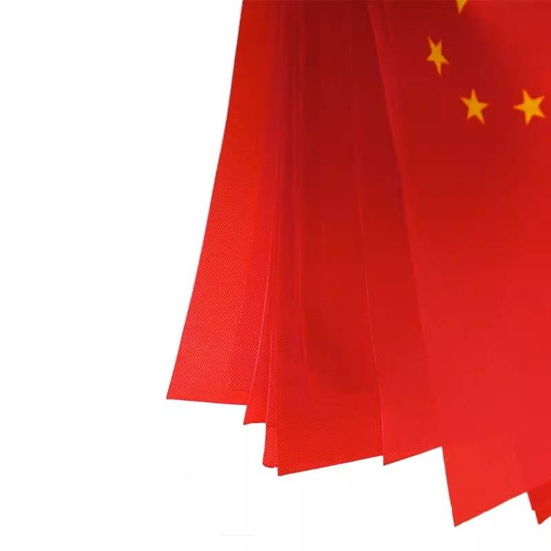 China's foreign flag-slinging football and colour-color bar decorations
