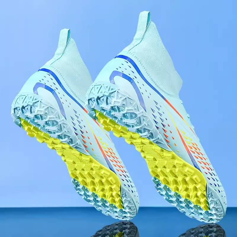C Luo Assassin 15 Children's Professional Dipping Football Shoes Male Summer Primary School Boy TF Broken Sneakers Boys