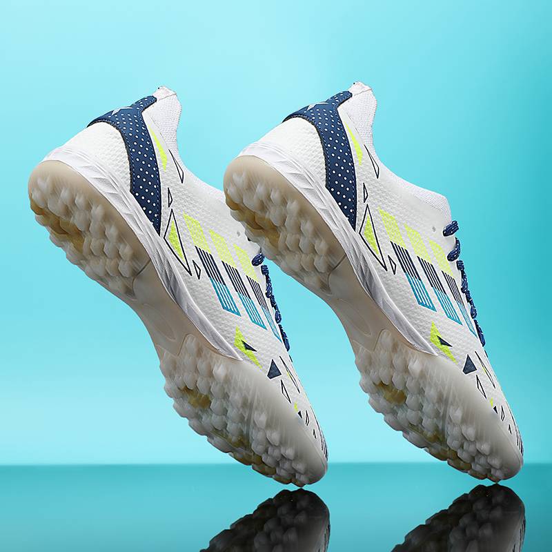C Luo Assassin 15 Children's Professional Dipping Football Shoes Male Summer Primary School Boy TF Broken Sneakers Boys