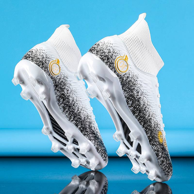 C Luo Assassin 15 Children's Professional Dipping Football Shoes Male Summer Primary School Boy TF Broken Sneakers Boys
