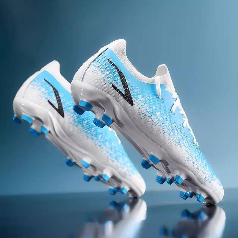 C Luo Assassin 15 Children's Professional Dipping Football Shoes Male Summer Primary School Boy TF Broken Sneakers Boys
