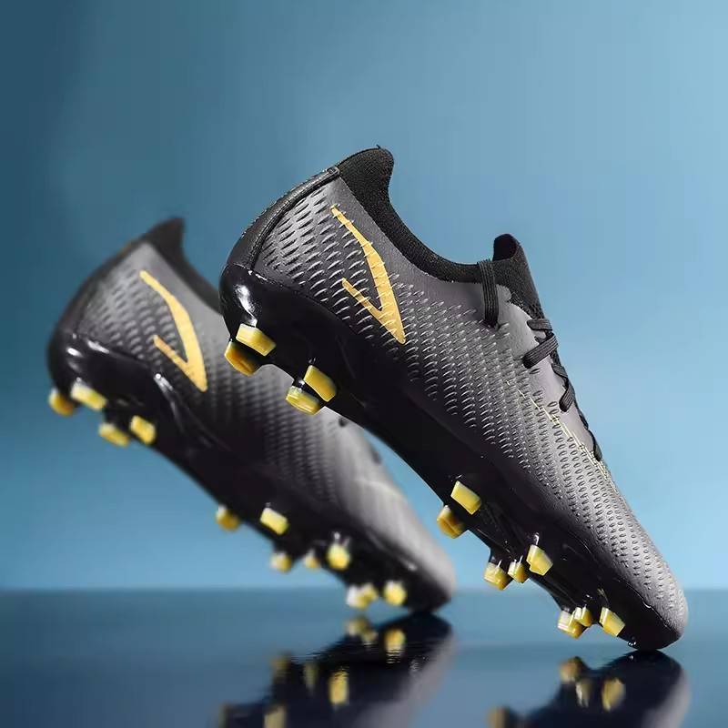 C Luo Assassin 15 Children's Professional Dipping Football Shoes Male Summer Primary School Boy TF Broken Sneakers Boys