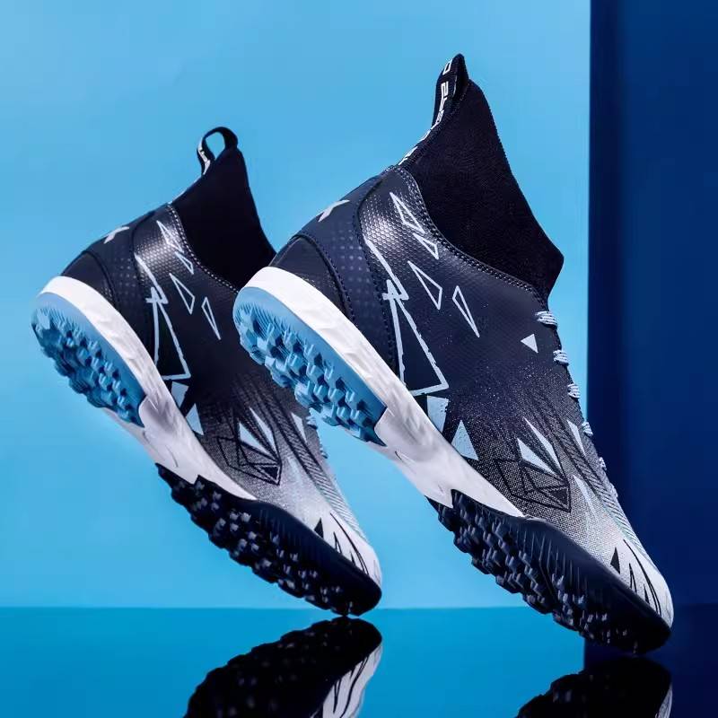 C Luo Assassin 15 Children's Professional Dipping Football Shoes Male Summer Primary School Boy TF Broken Sneakers Boys