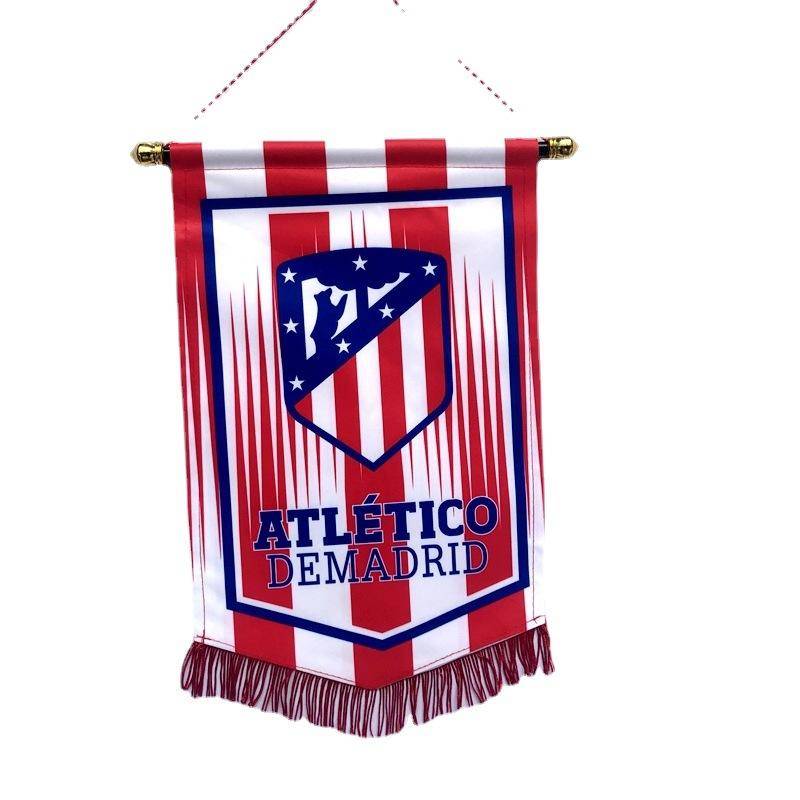 soccer flag team, decorated flag team, in exchange for the five-pointer flag for ac milan