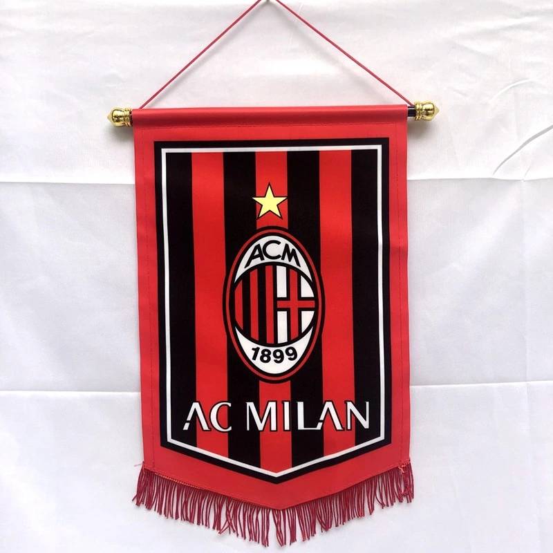 THE FOOTBALL TEAM'S FLAG IS A FIVE-POINT FLAG OF MABARSA AND MILAN YUVEN, MIASANNA LIVERPOOL FAN