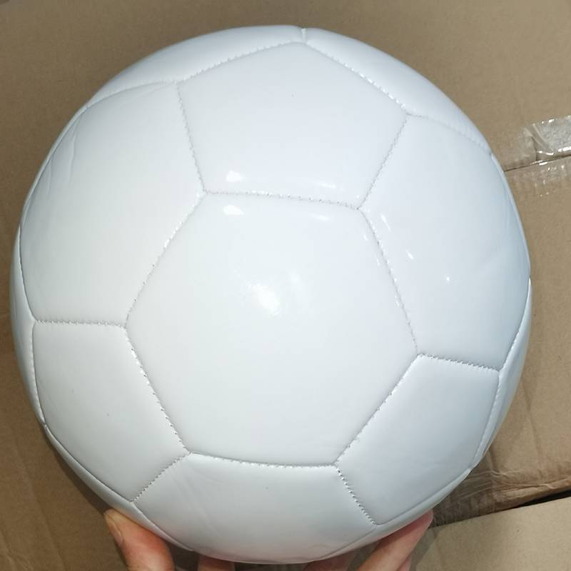Decathlon? Pure white painting football DIY graffiti painting football children's football No. 4 pure white painting football