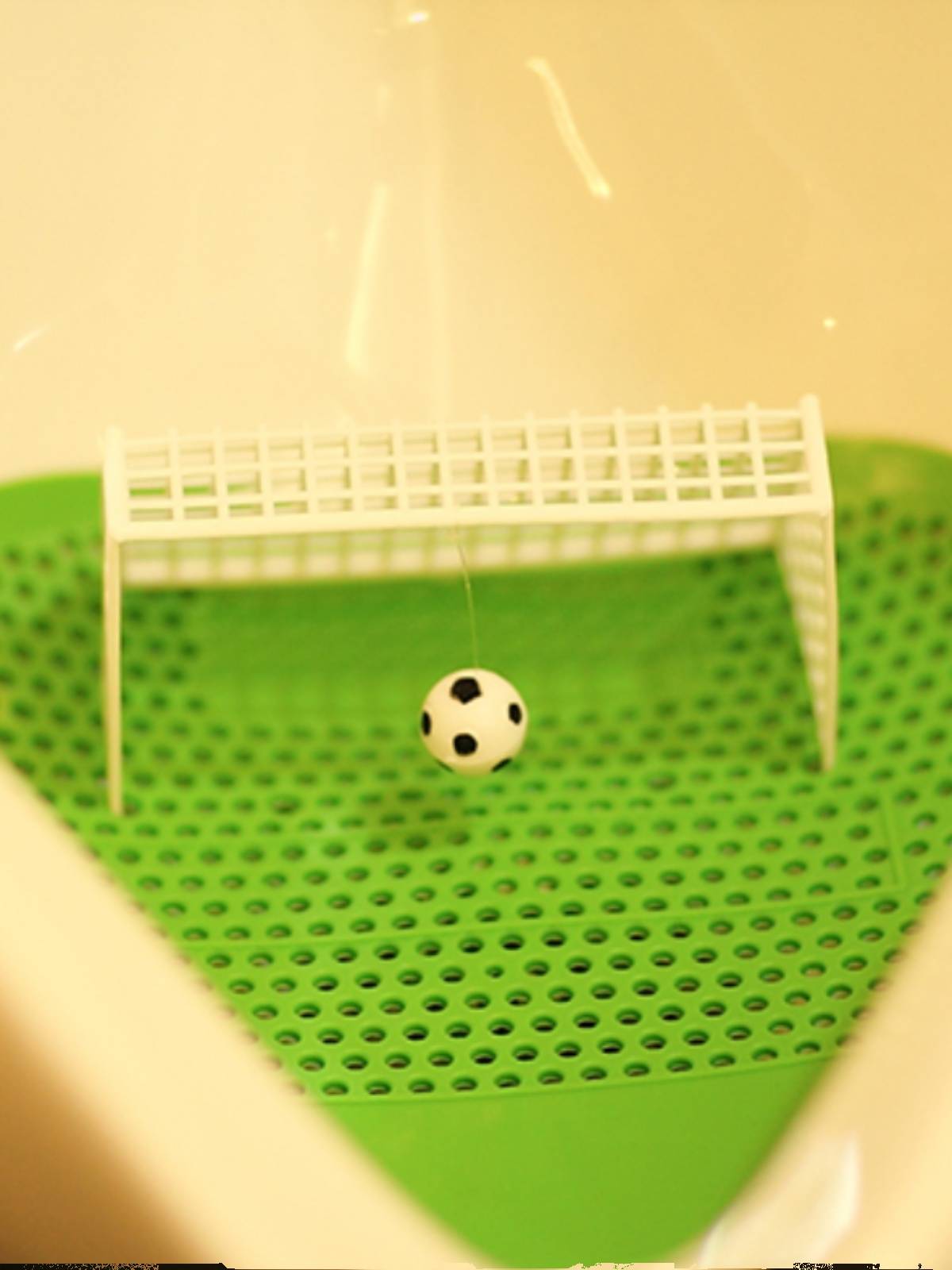 The urine pool deodorizing pad aromatic tablet World Cup football goal toilet urinary bucket filter