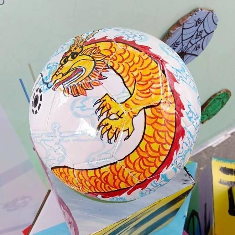 Pure white signature advertising football DIY graffiti painting football children's adult painting football can be customized