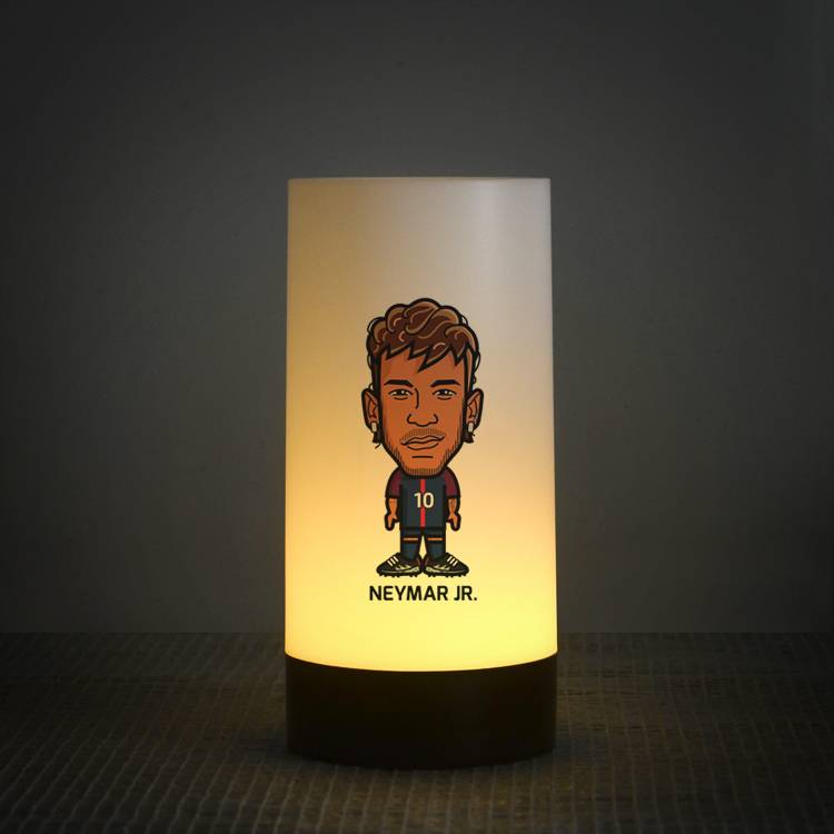 macic ronemar, a football-neared night lightball fan, set up an innovative souvenir