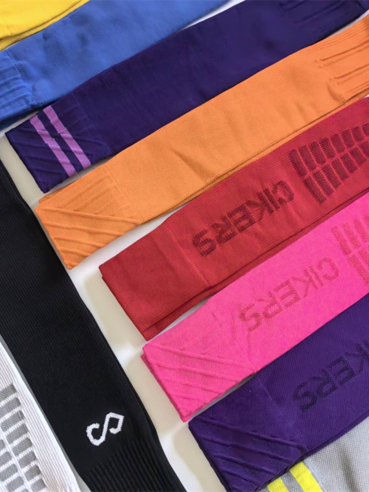 , sports legs, football legs, running, fitness sports gear pressure protective legs