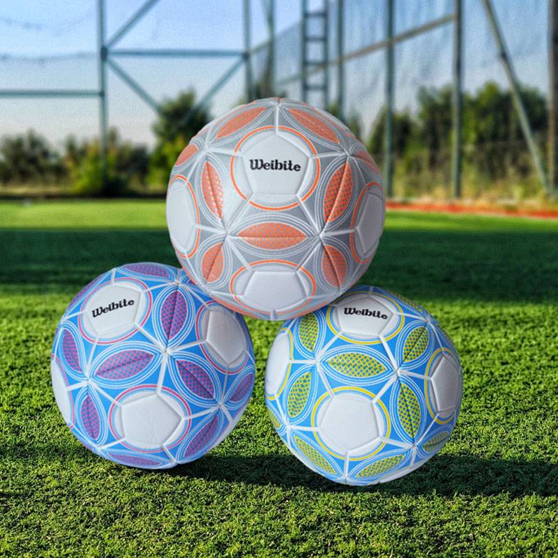 Standard No. 5 Football Explosion -resistant, wear -resistant seamless football PU material competition training beach grass indoor and outdoor universal