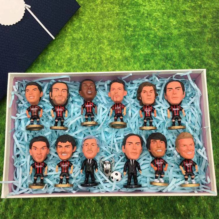 AC Milan Football Model Bargaka Kainzagi Pilllo Xiaoluo doll doll hand -made gift box souvenir